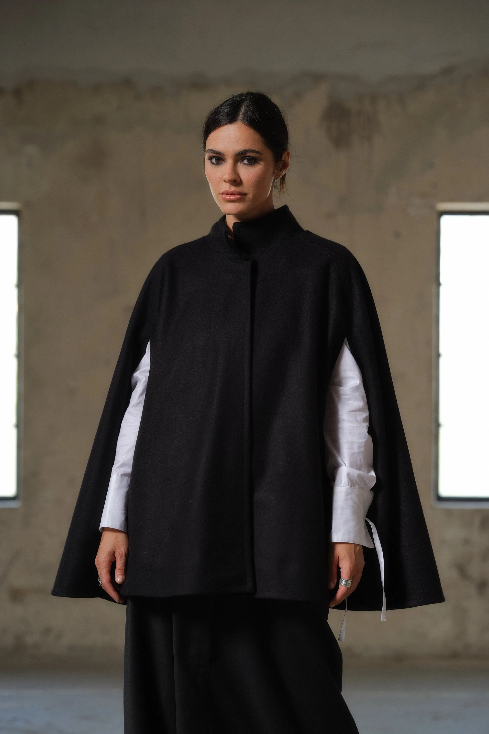 Elegant winter wool cape in black