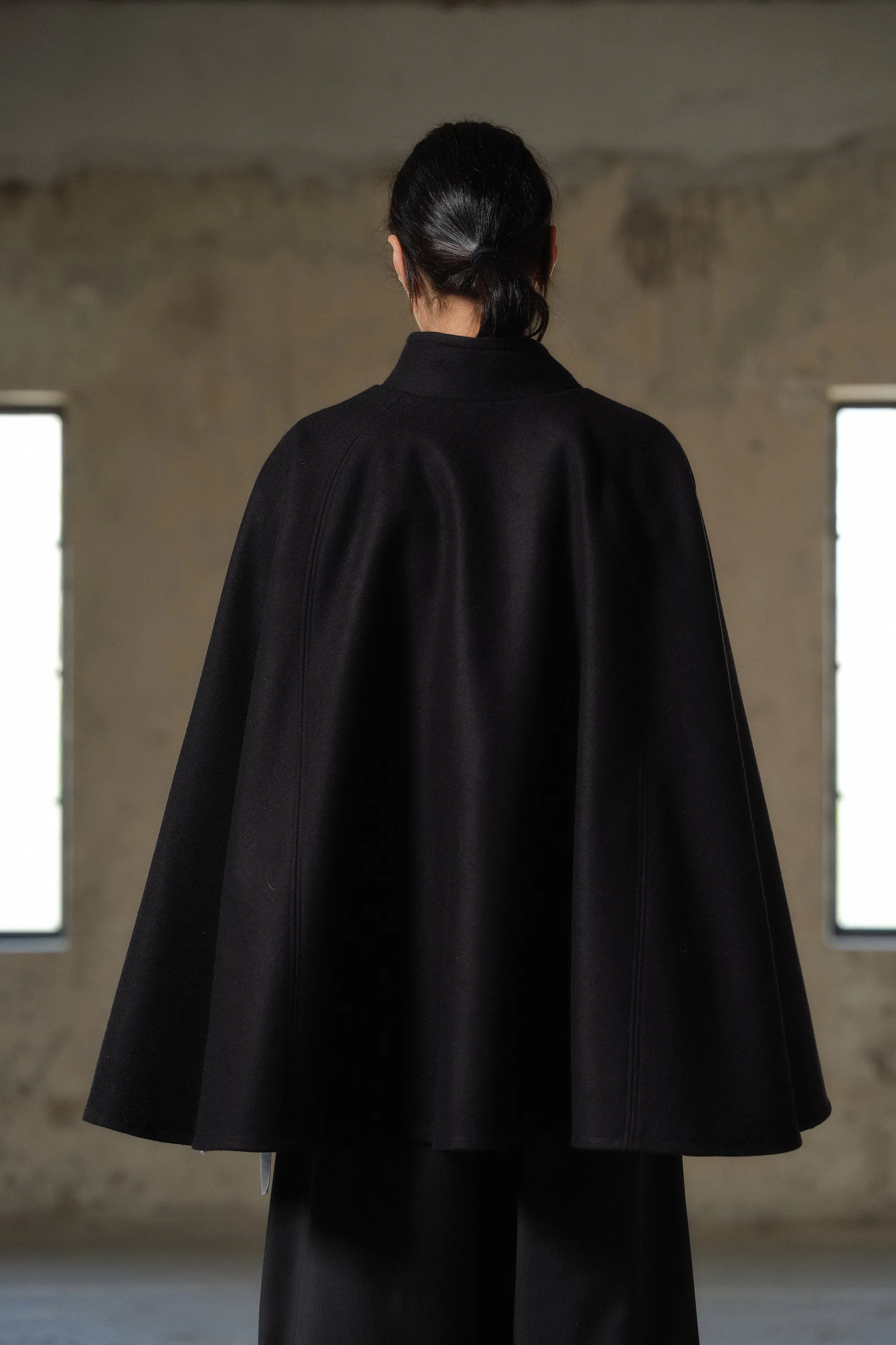 Elegant winter wool cape in black