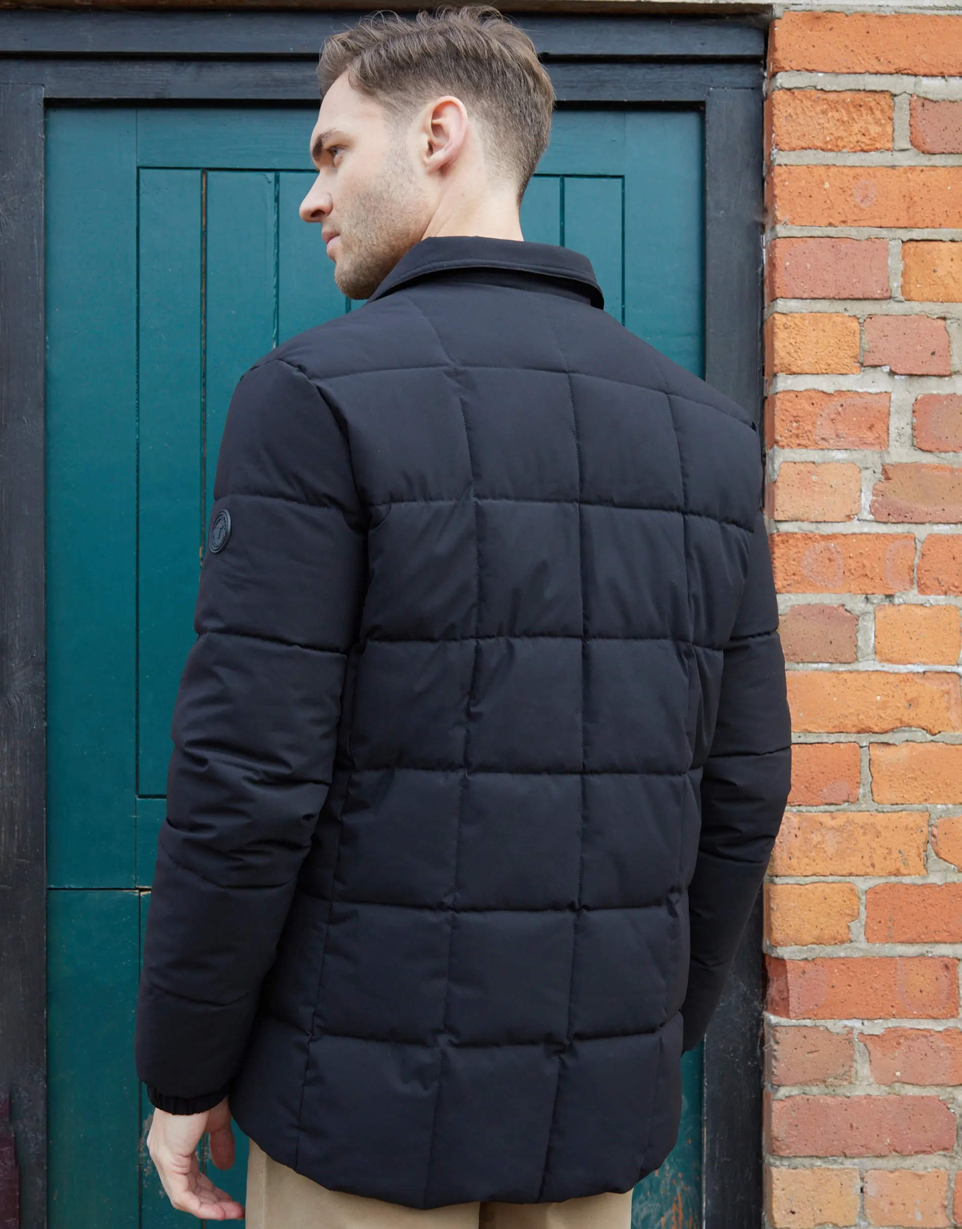 Men's Black Lightweight Collared Quilted Jacket
