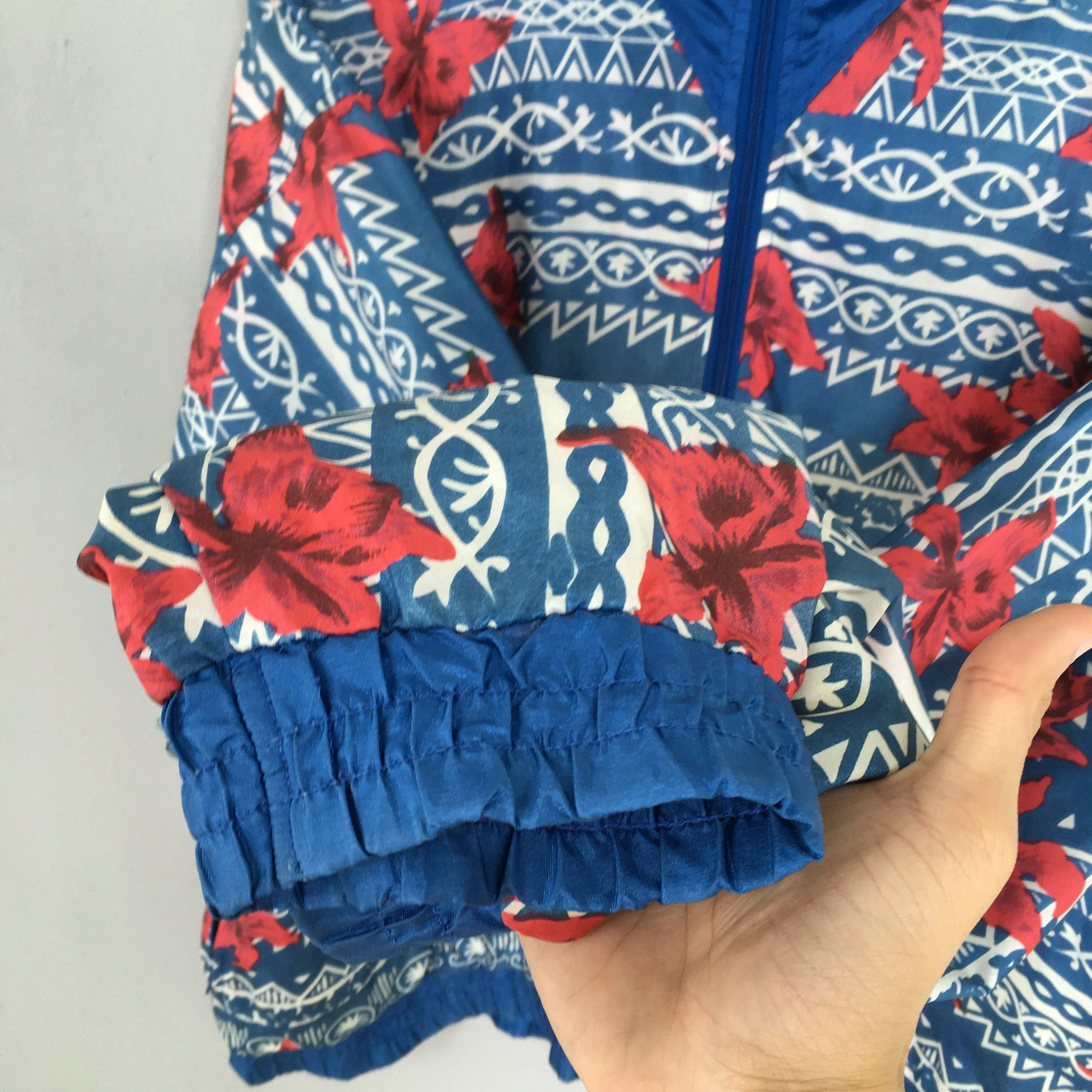Sportswear Floral Retro Light Jacket Medium