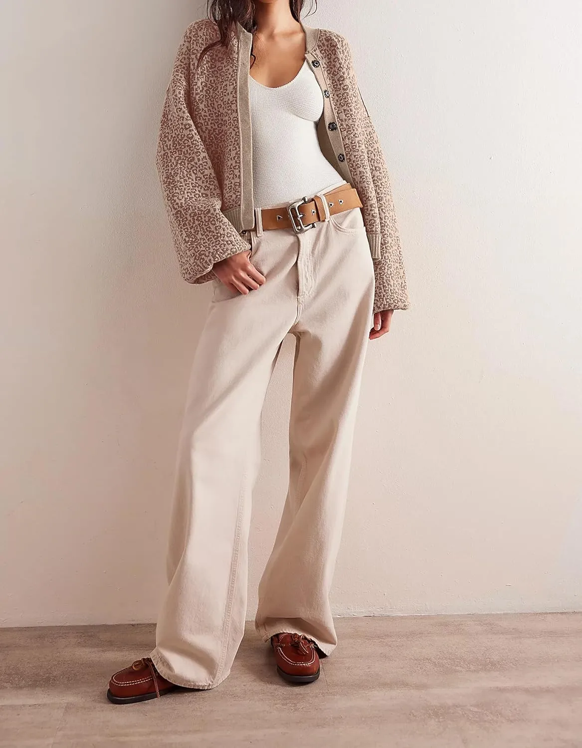 Women Slouchy Leopard Print Cardigan Sweaters Crew Neck Long Sleeve Button Down Knit Sweater Top Cheetah Graphic Coat